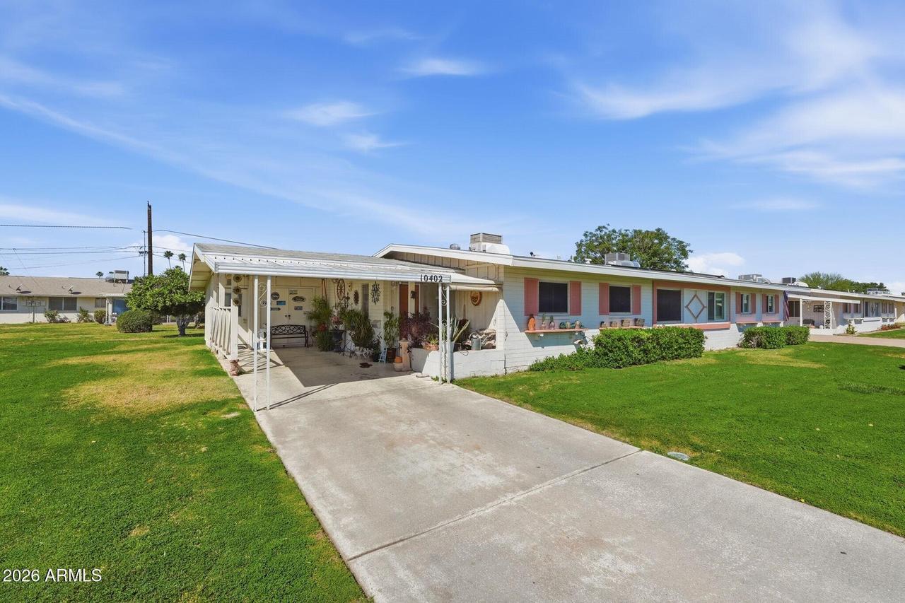 10402 N 105th Ave., Sun City, AZ 85351