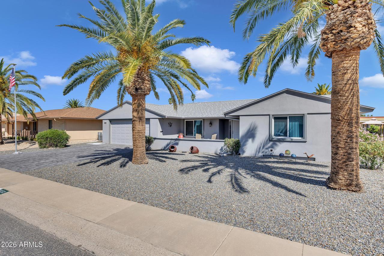 10232 W Sutters Gold Ln., Sun City, AZ 85351