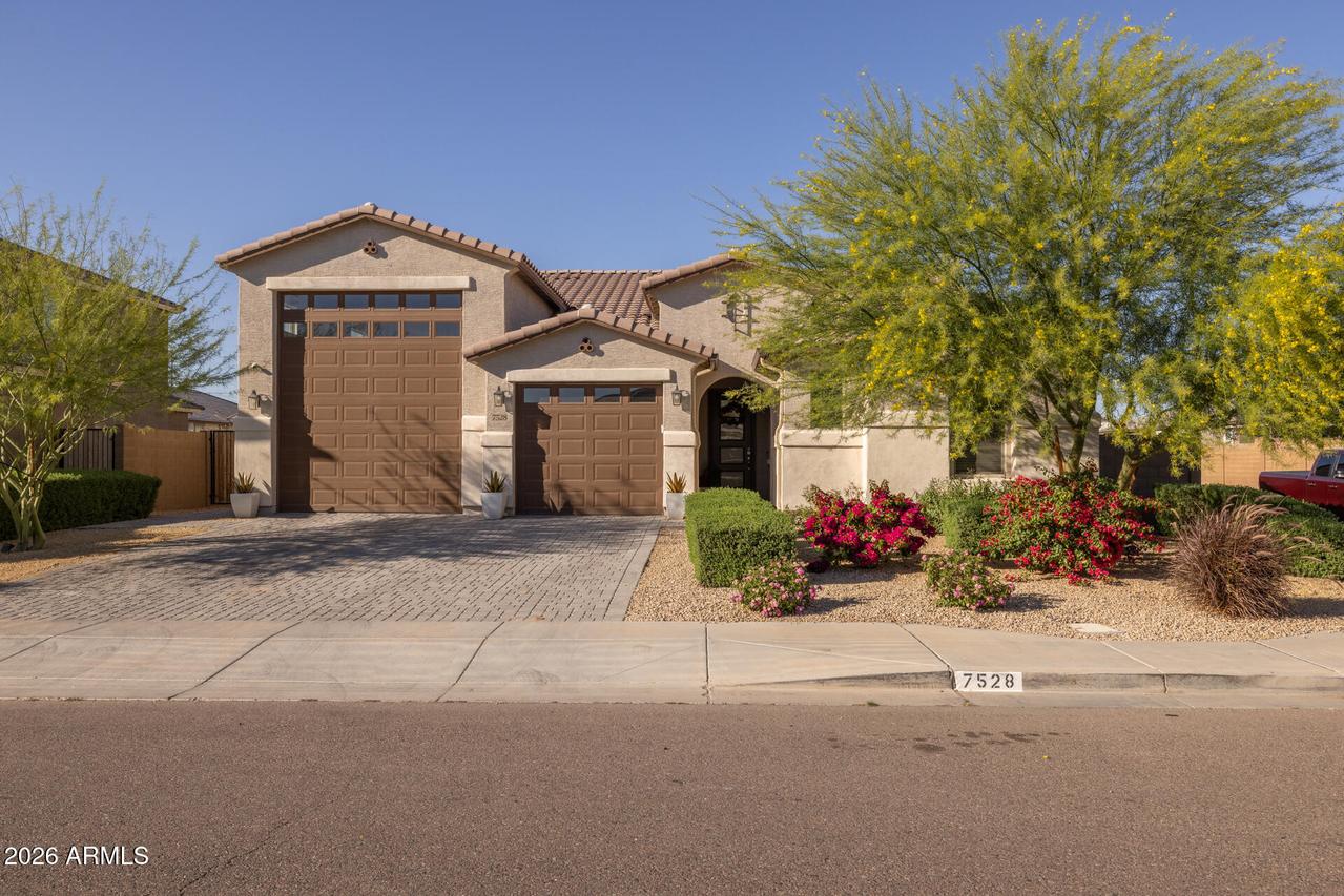 7528 W Odeum Ln., Phoenix, AZ 85043