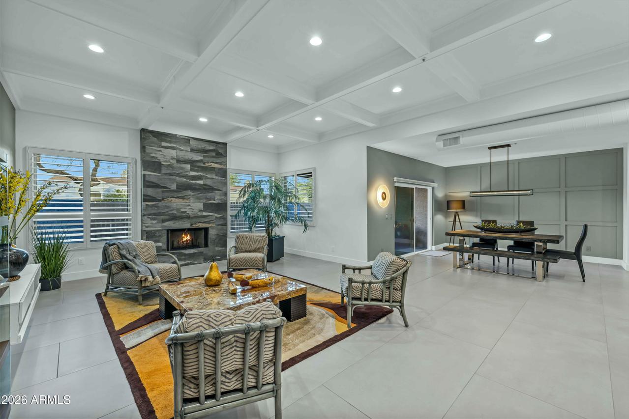 8100 E Camelback Rd. #7, Scottsdale, AZ 85251