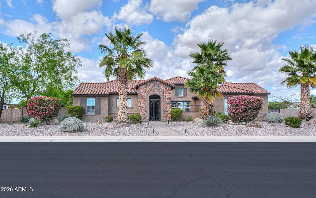 7270 W Whispering Wind Dr., Peoria, AZ 85383