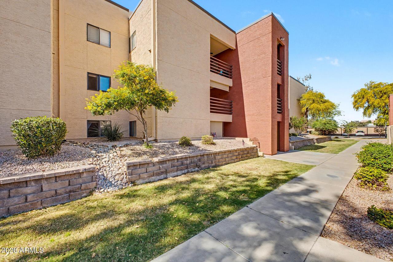 1340 N Recker Rd. #210, Mesa, AZ 85205