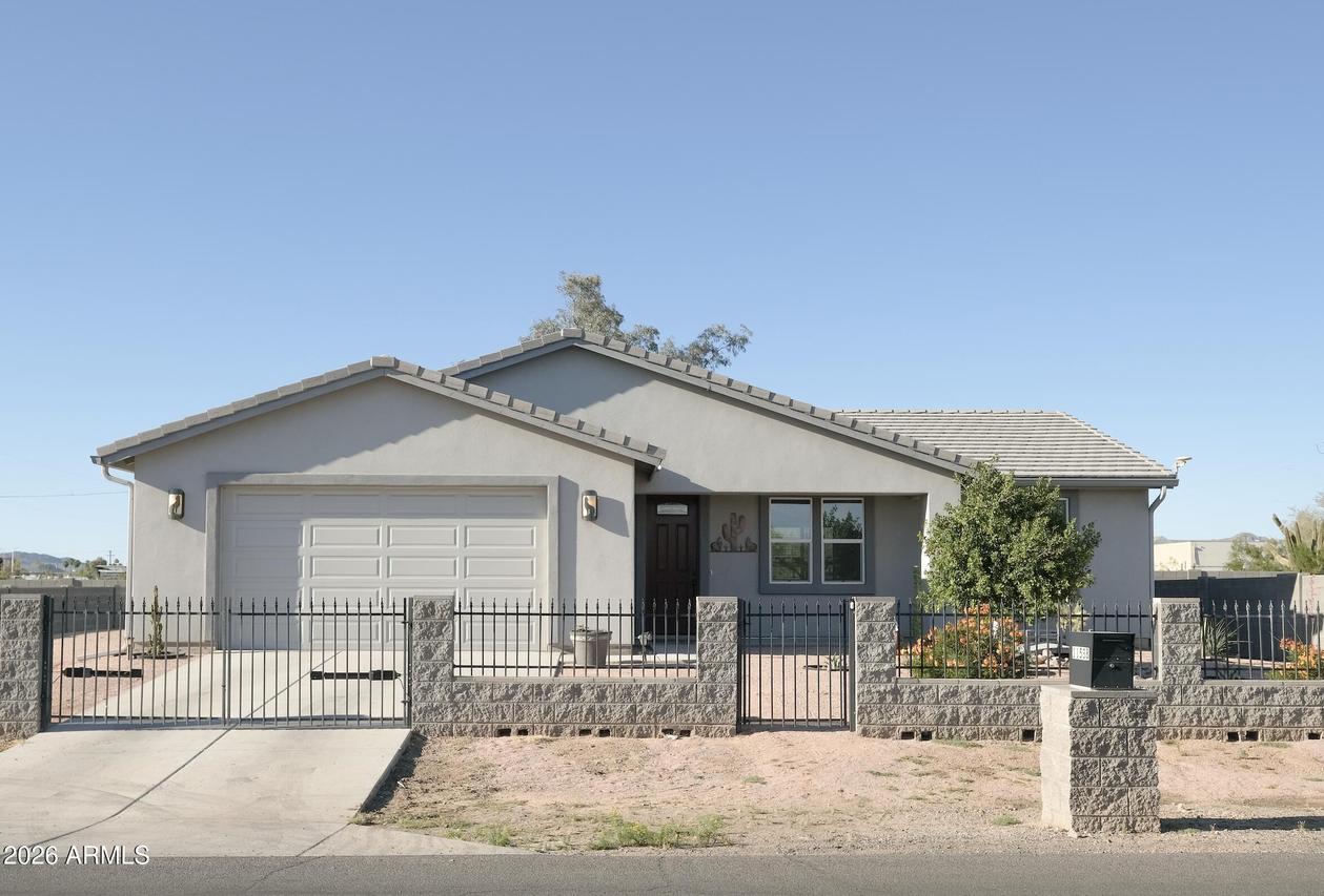 11538 E 4th Ave., Apache Junction, AZ 85120