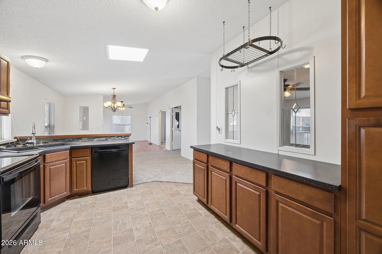 2000 S Apache Rd. #280, Buckeye, AZ 85326
