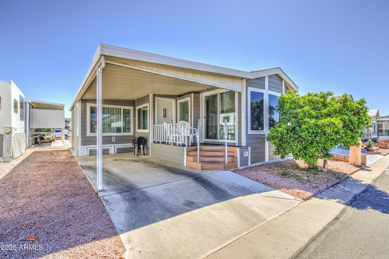 7750 E Broadway Rd. #562, Mesa, AZ 85208