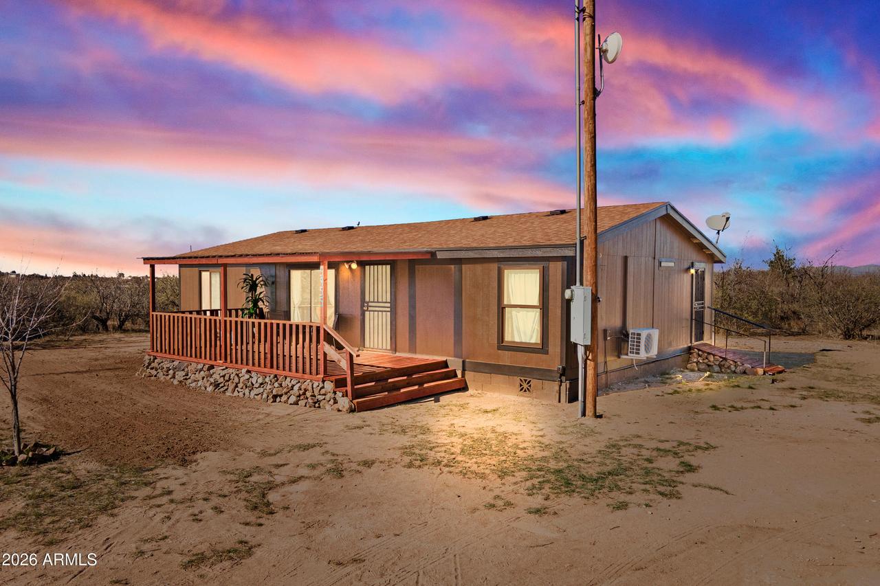 5955 S Pintek Ln., Hereford, AZ 85615