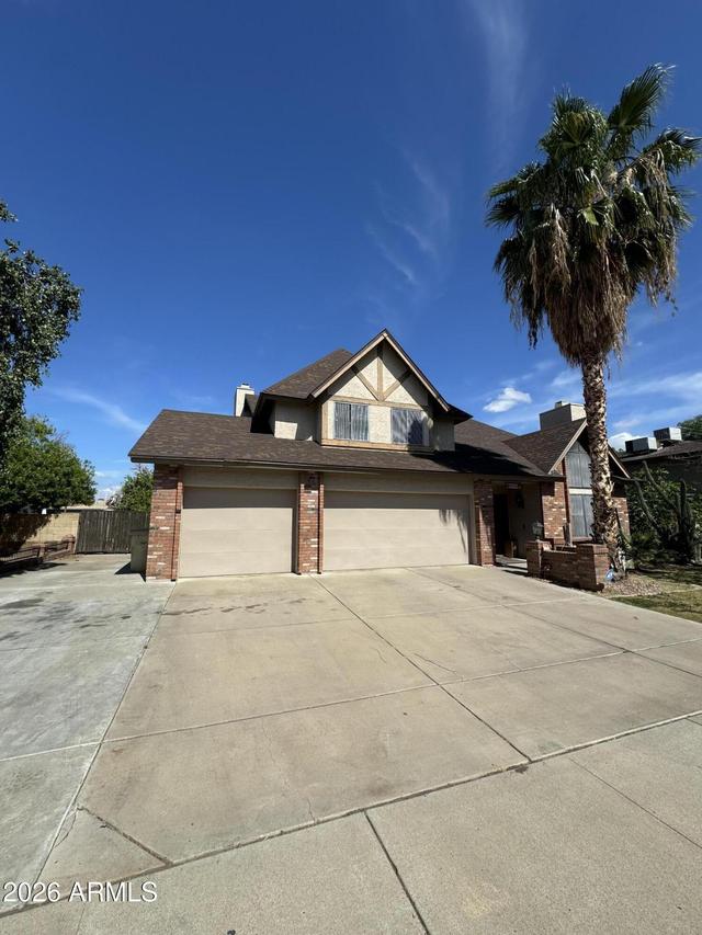 6416 W Shangri La Rd., Glendale, AZ 85304