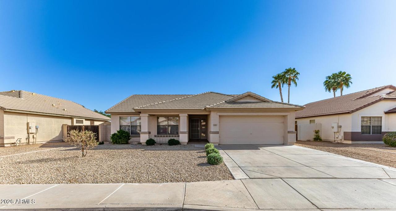 2085 E Smoke Tree Rd., Gilbert, AZ 85296