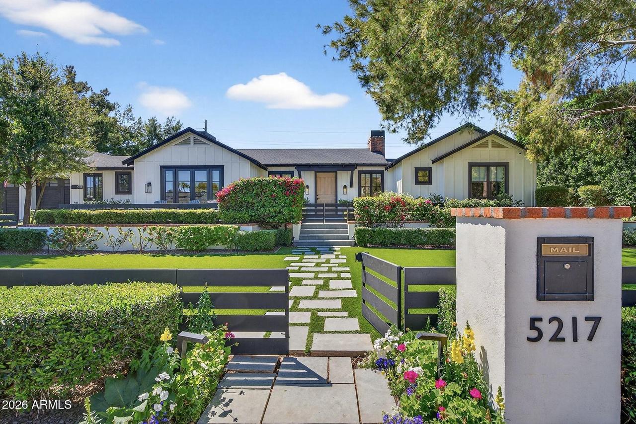 5217 E Calle Redonda, Phoenix, AZ 85018
