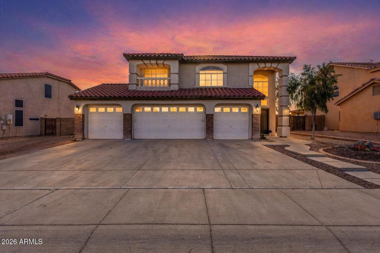 72 S 222nd Ave., Buckeye, AZ 85326