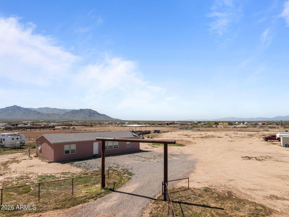 49316 N 528th Ave., Aguila, AZ 85320