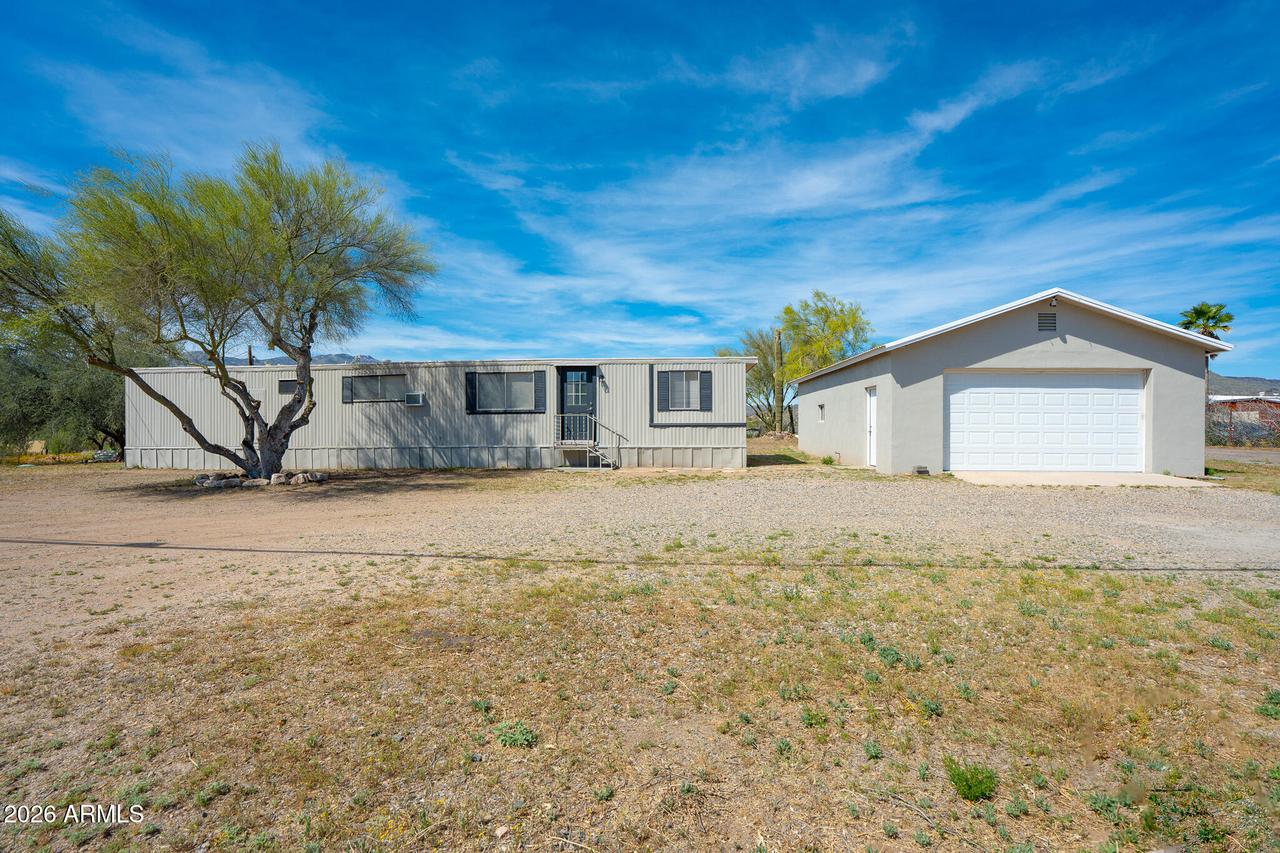 19940 E Palo Verde Ln., Black Canyon City, AZ 85324