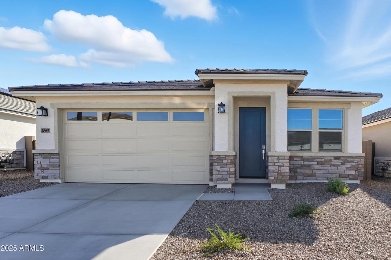 4865 S 241st Dr., Buckeye, AZ 85326
