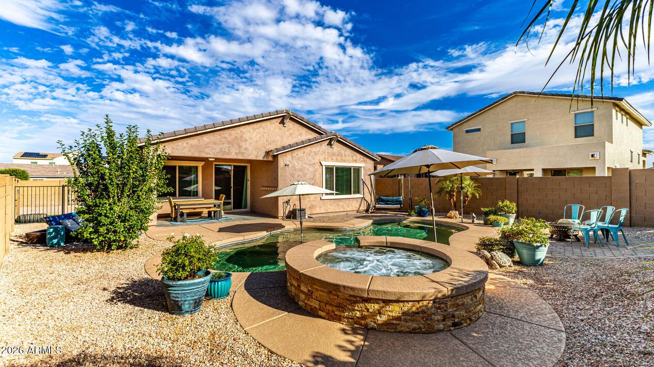 1006 S 202nd Dr., Buckeye, AZ 85326