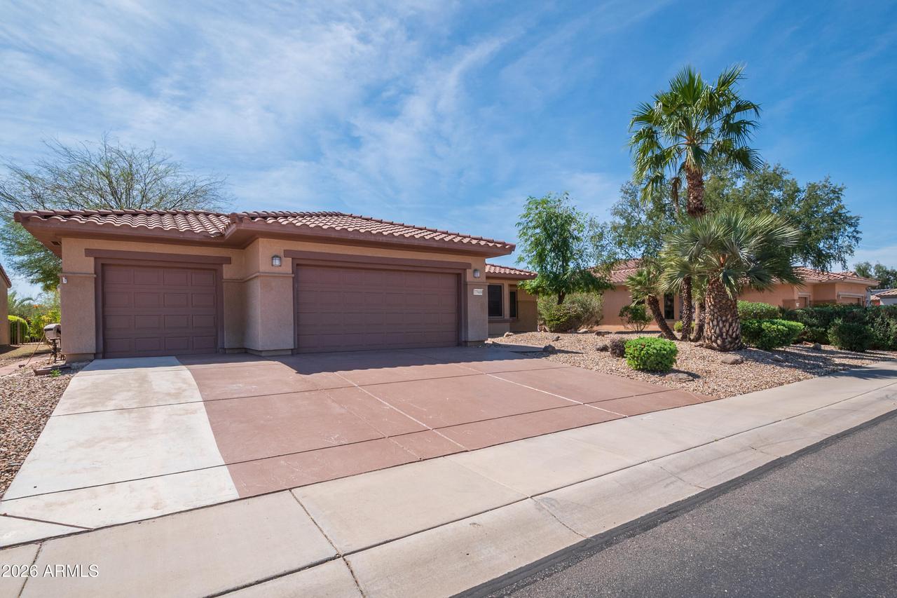 17949 W Tierra Del Sol Dr., Surprise, AZ 85387