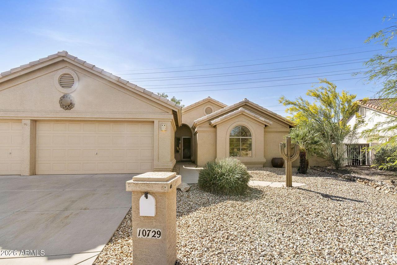 10729 E Coopers Hawk Dr., Sun Lakes, AZ 85248