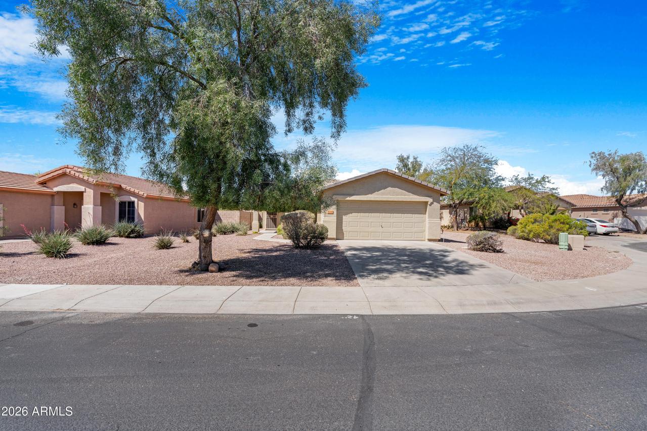 5242 S Dove Hollow, Buckeye, AZ 85326