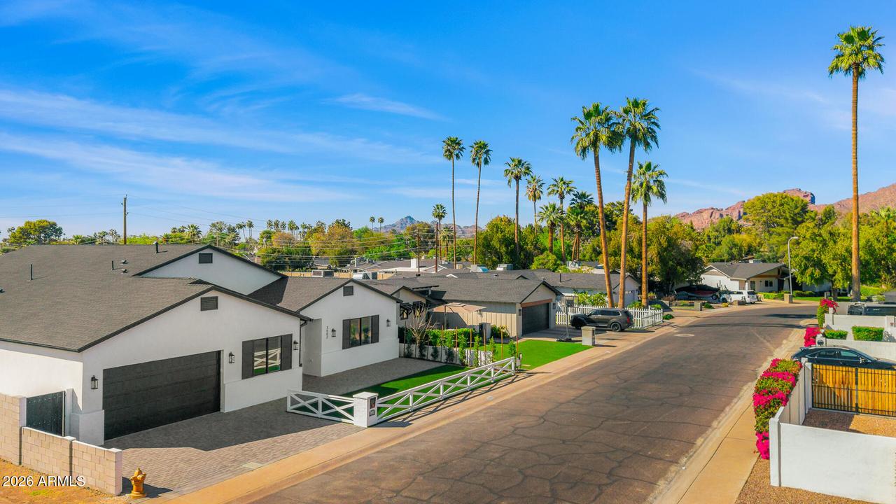 3002 N 53rd Pl., Phoenix, AZ 85018