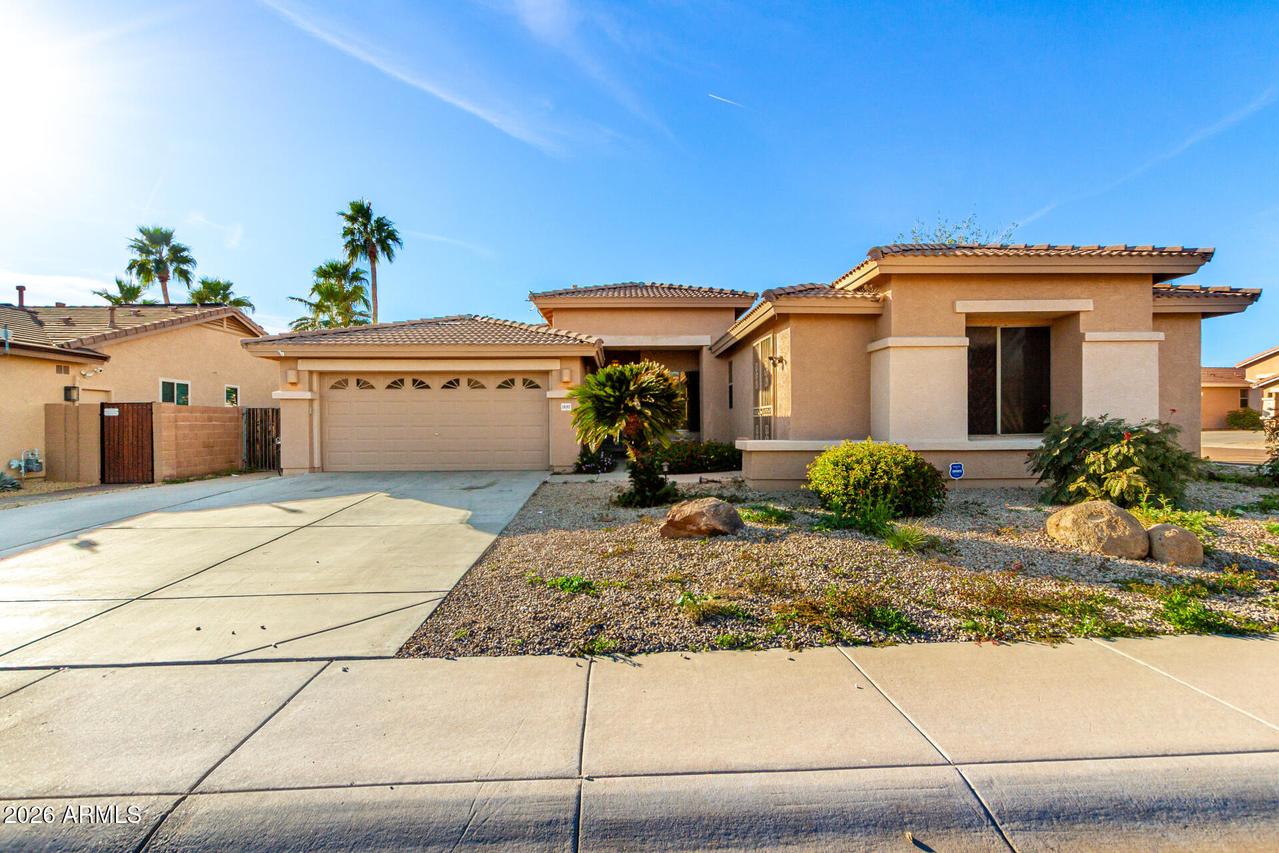 18082 N 167th Dr., Surprise, AZ 85374