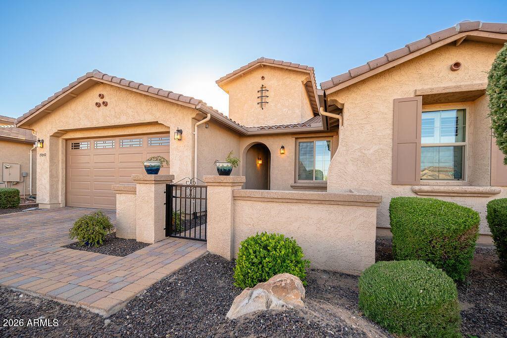 19042 N 54th Ln., Glendale, AZ 85308