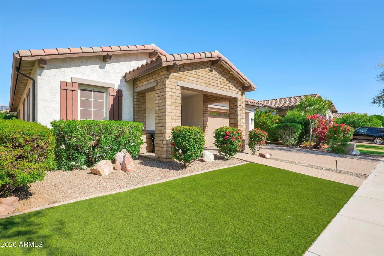 4682 N 206th Dr., Buckeye, AZ 85396