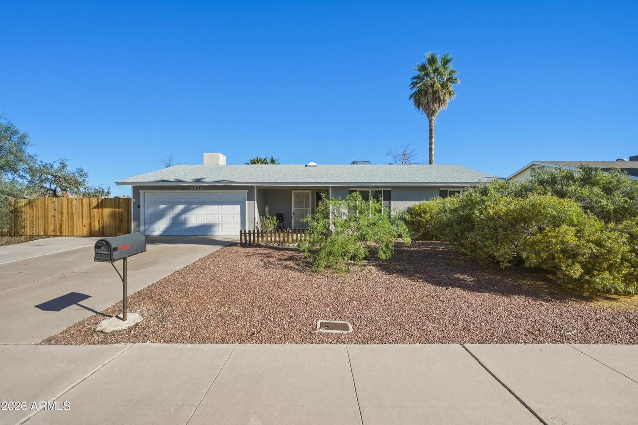 2820 E Inverness Ave., Mesa, AZ 85204