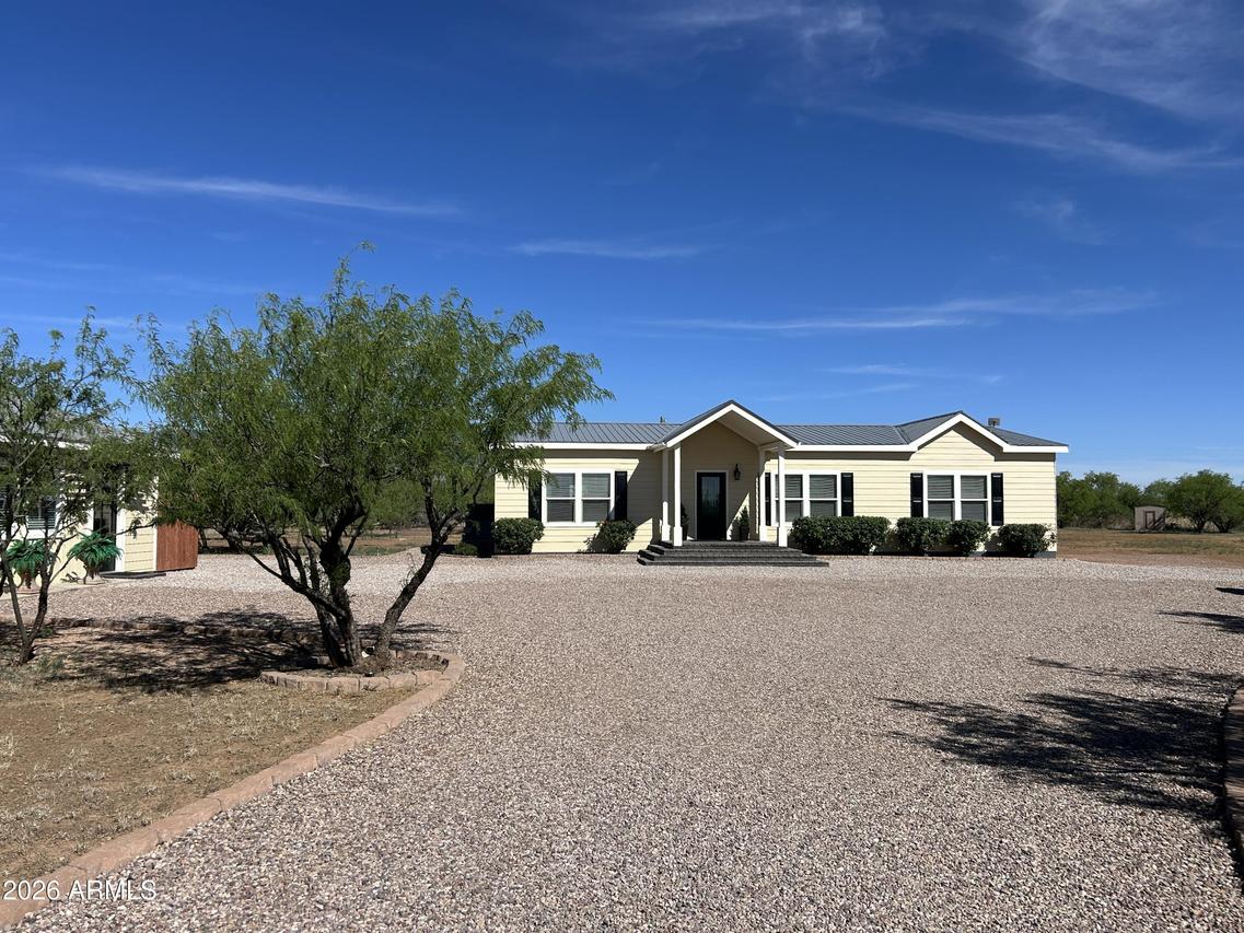277 E Allen Ln., Huachuca City, AZ 85616