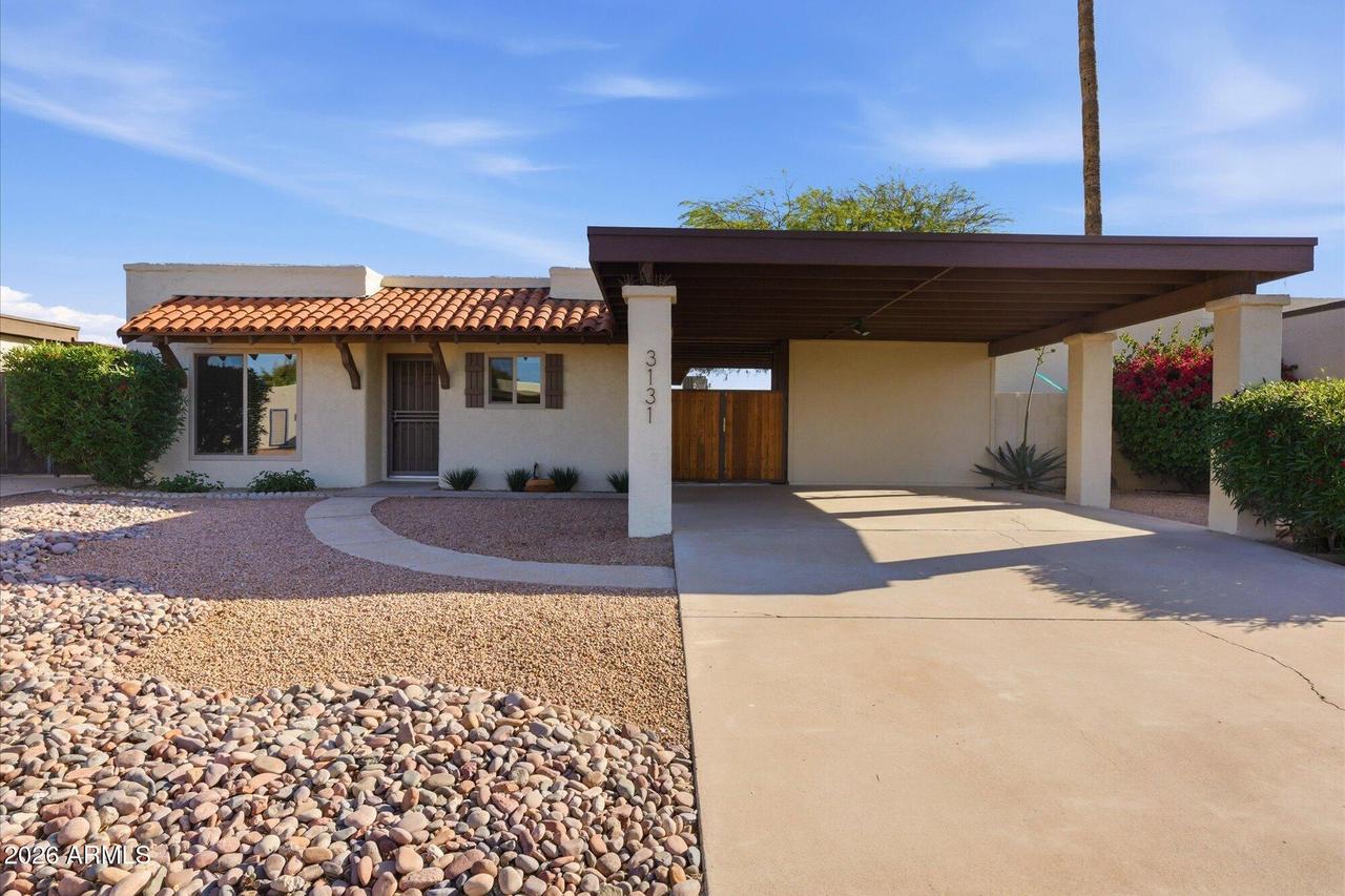 3131 W Clinton St., Phoenix, AZ 85029