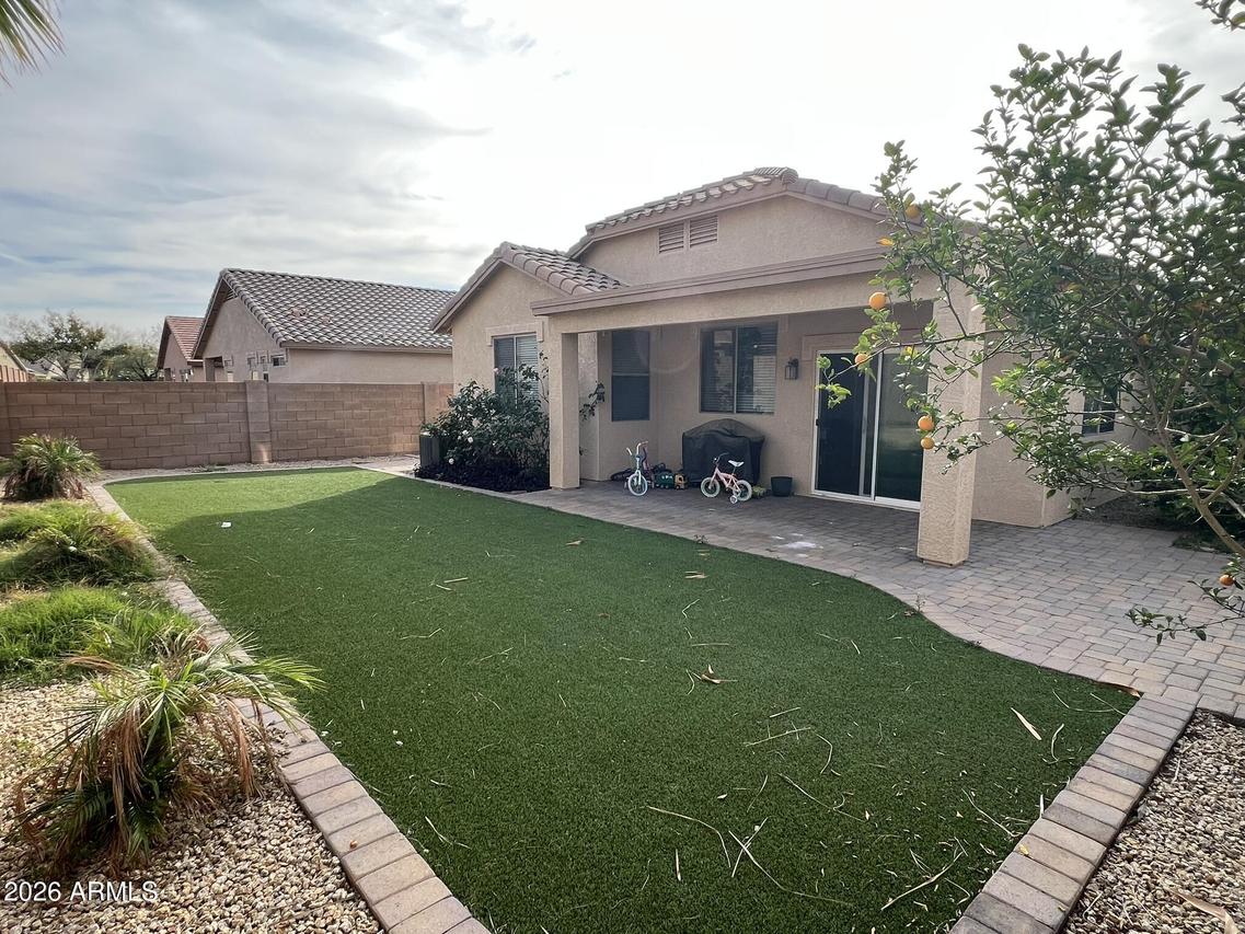 16926 W Nottingham Way, Surprise, AZ 85374