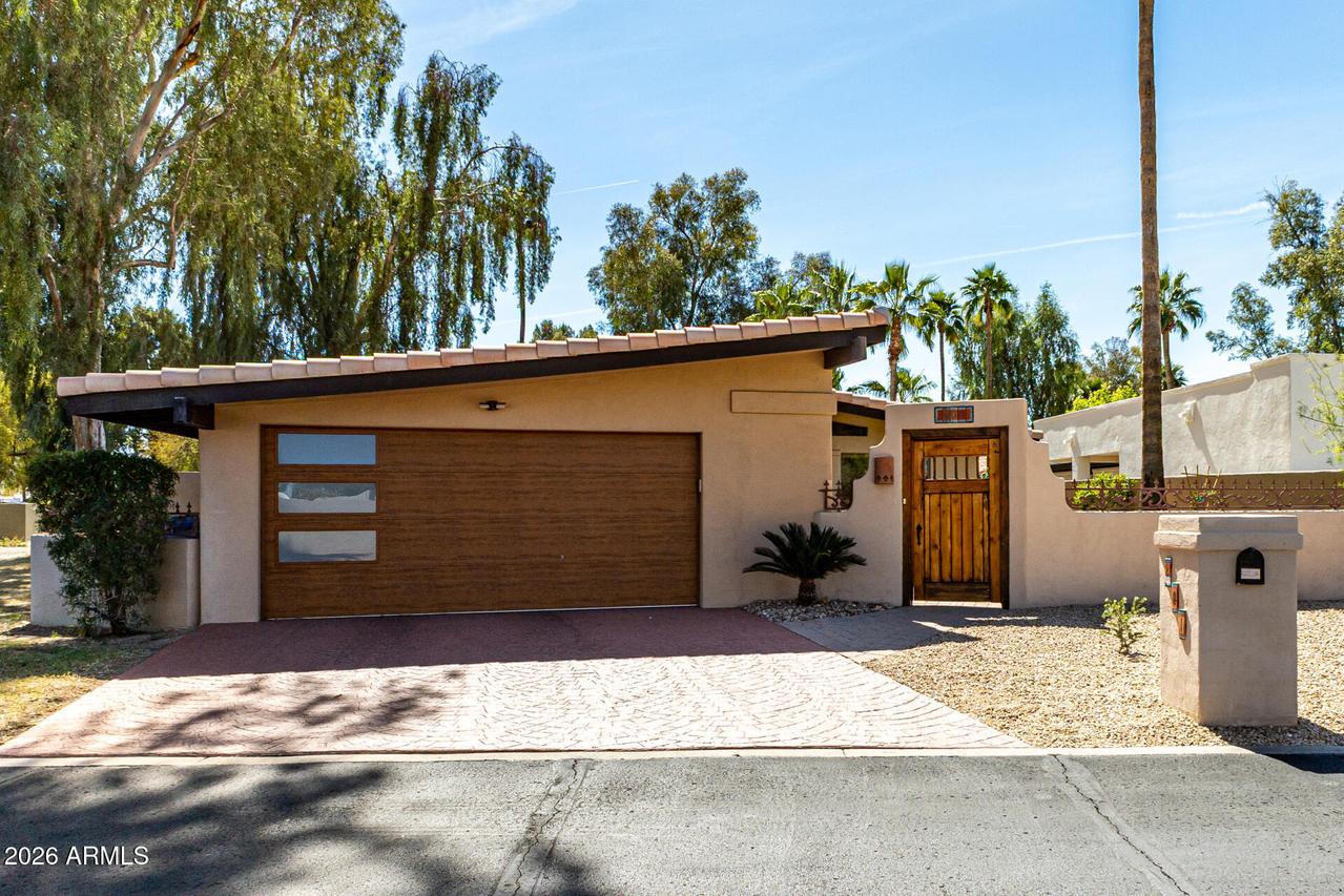 601 W Gibraltar Ln., Phoenix, AZ 85023