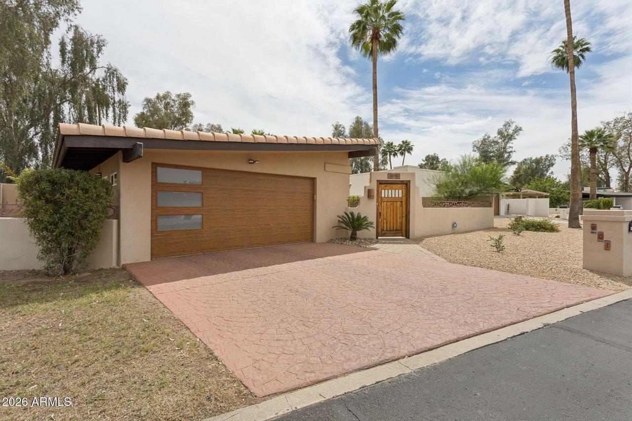 601 W Gibraltar Ln., Phoenix, AZ 85023