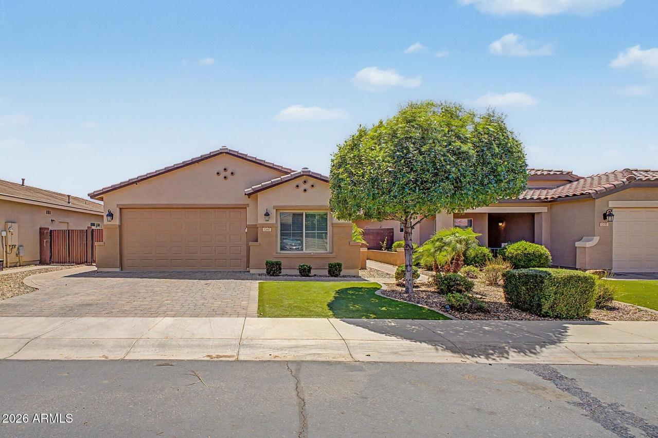 1347 W Spine Tree Ave., San Tan Valley, AZ 85140