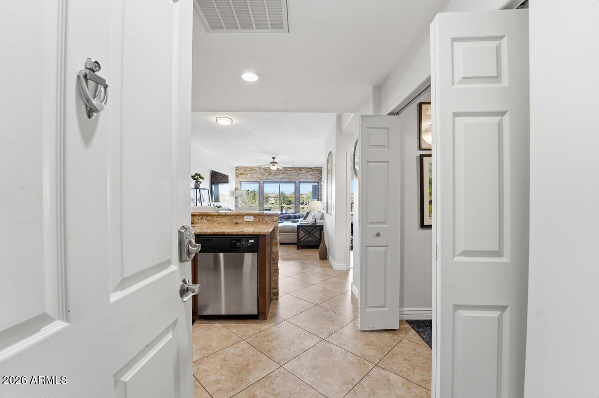 5350 E Deer Valley Dr. #3255, Phoenix, AZ 85054