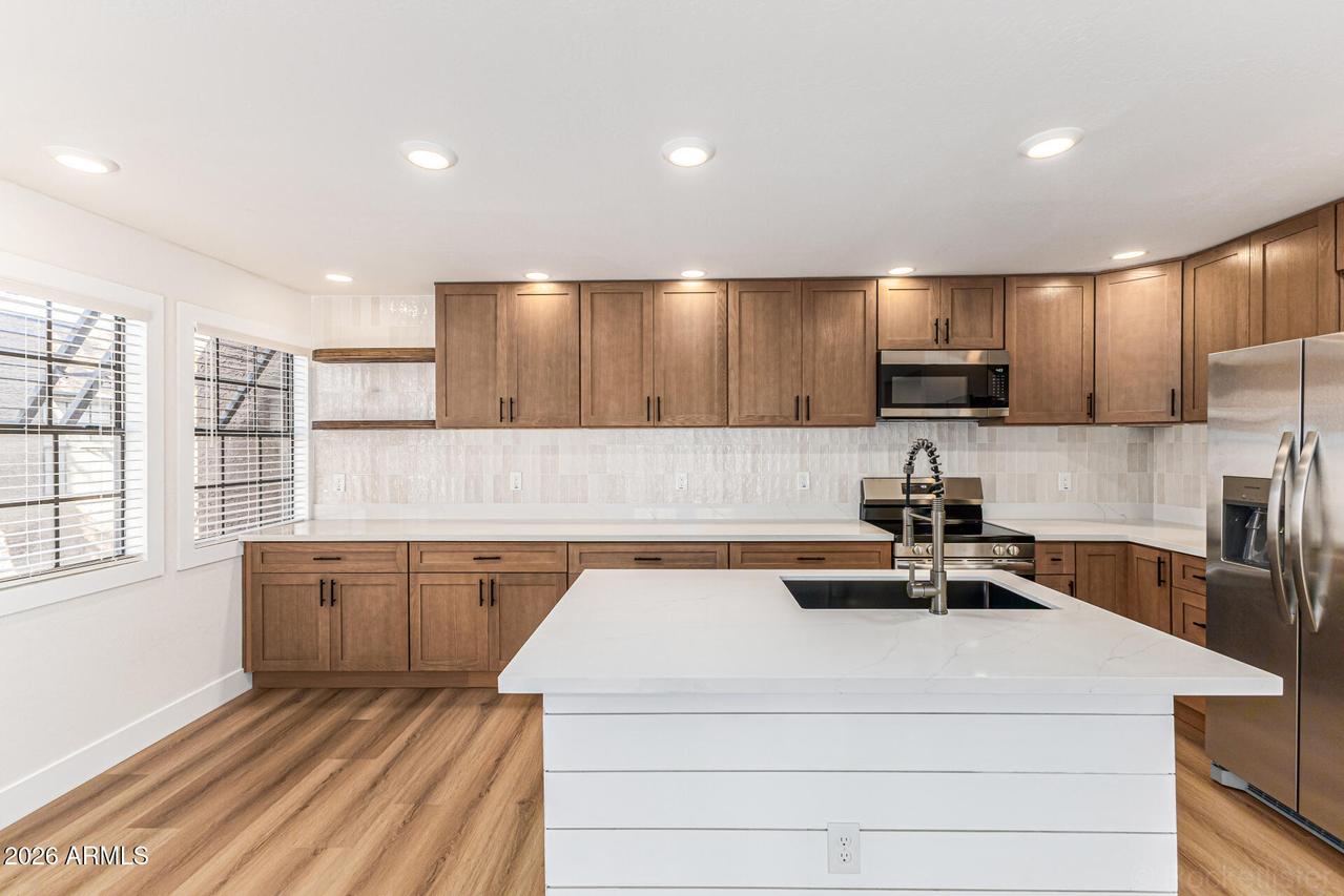 1245 W 1st St. #219, Tempe, AZ 85281