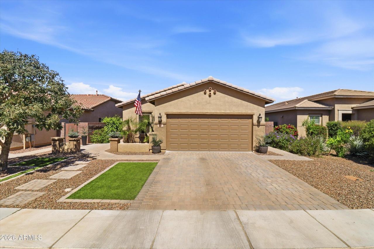 1490 W Smoke Tree Ave., Queen Creek, AZ 85140