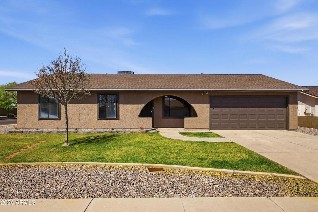 8652 W Heatherbrae Dr., Phoenix, AZ 85037