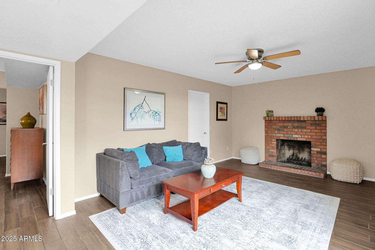 15201 N 25th Dr. #11, Phoenix, AZ 85023