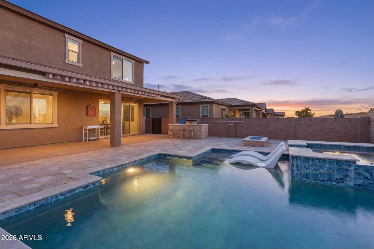 6569 E Via Arroyo Largo, Tucson, AZ 85756