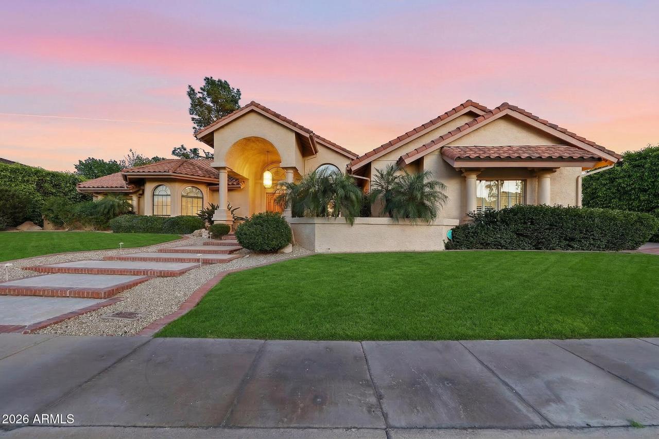 15023 N 15th Ave., Phoenix, AZ 85023