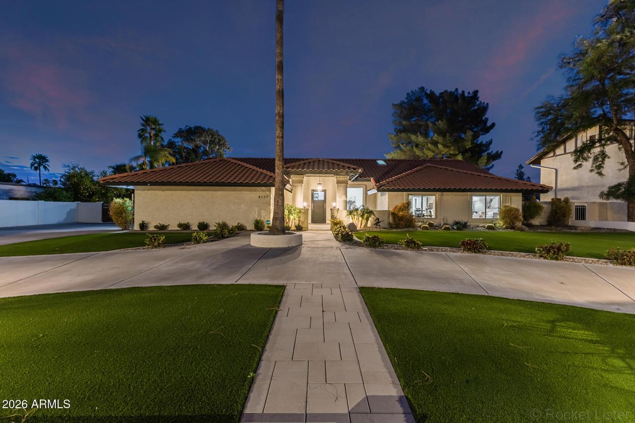 4132 W Paradise Ln., Phoenix, AZ 85053