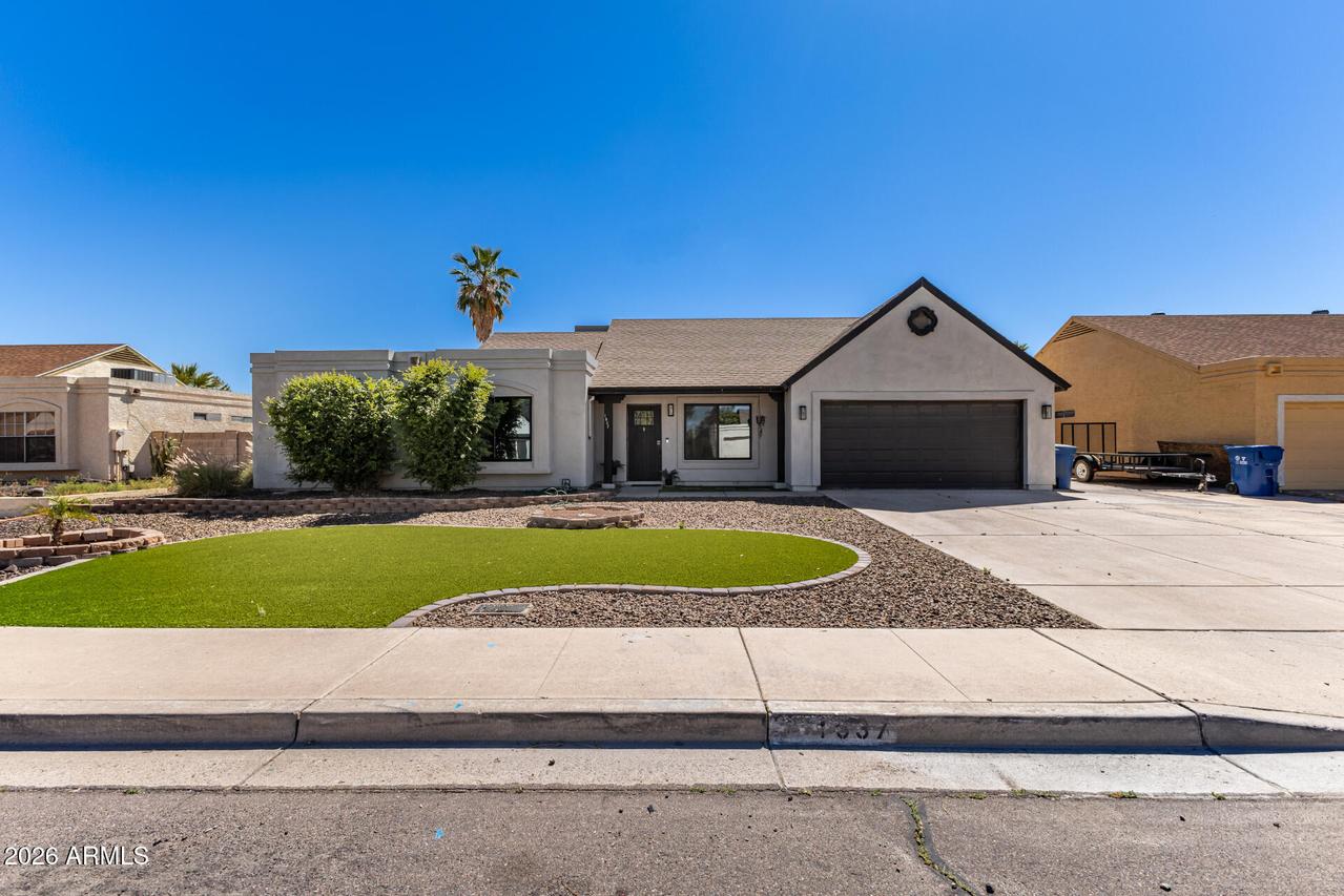 1537 E Dava Dr., Tempe, AZ 85283