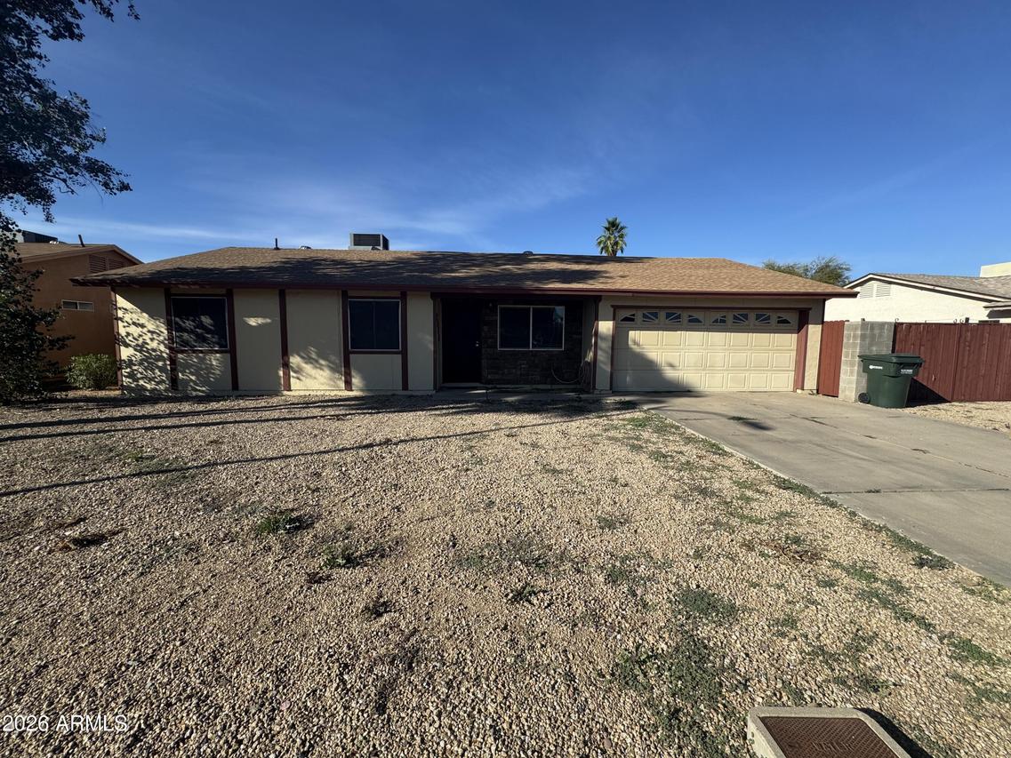 2040 E Monte Cristo Ave., Phoenix, AZ 85022