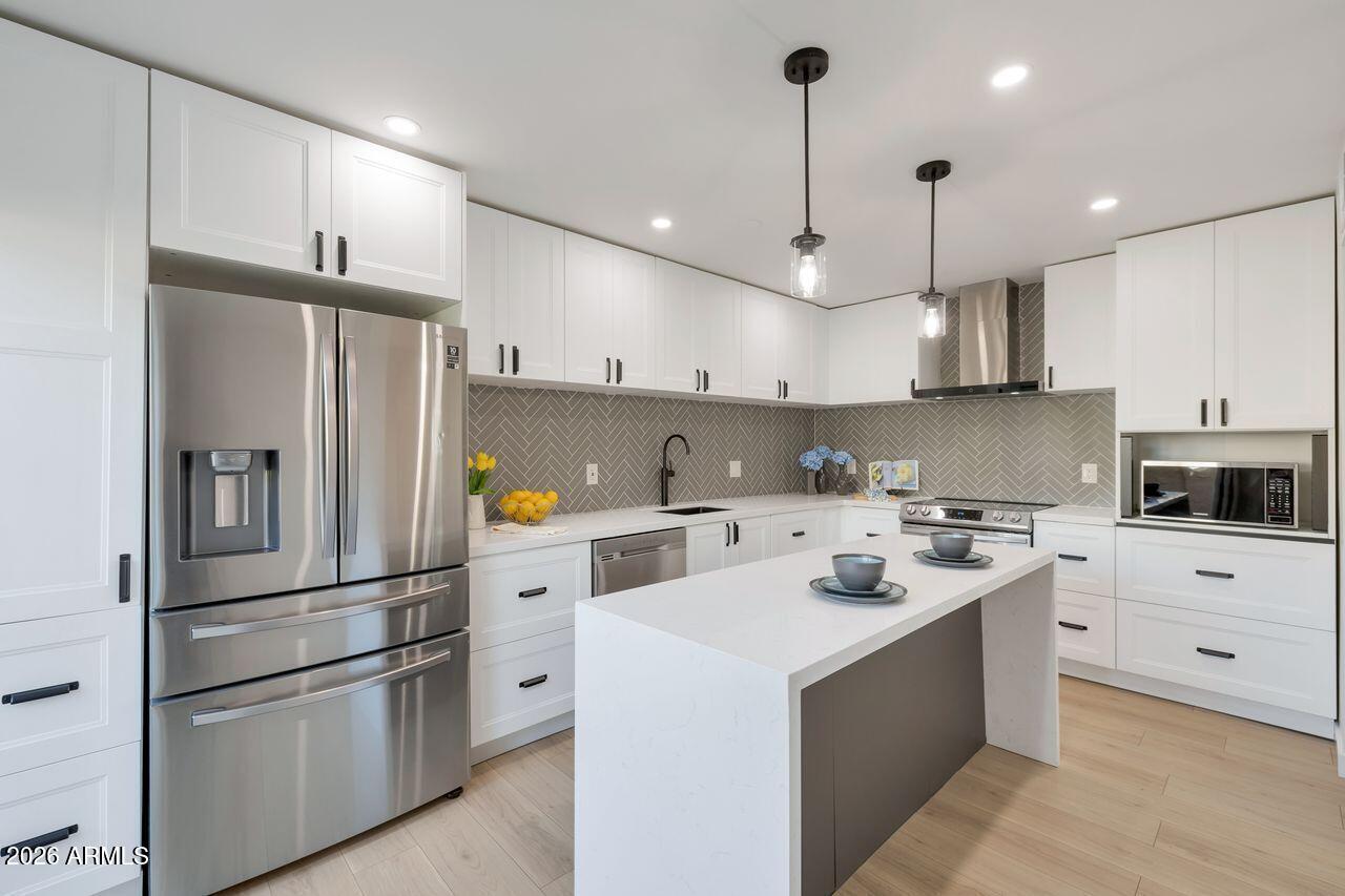 8055 E Thomas Rd. #E117, Scottsdale, AZ 85251