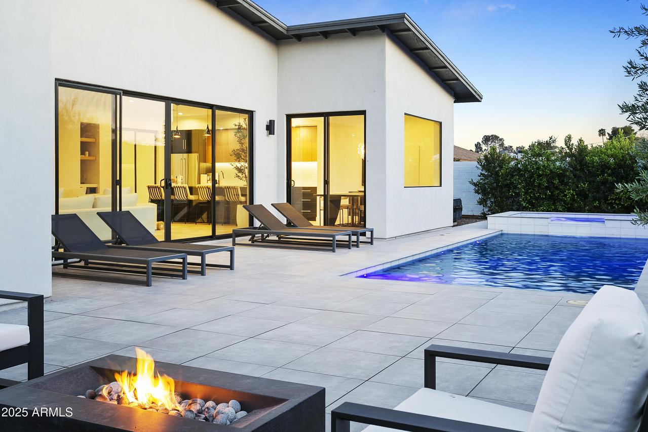 4002 N 33rd Pl., Phoenix, AZ 85018