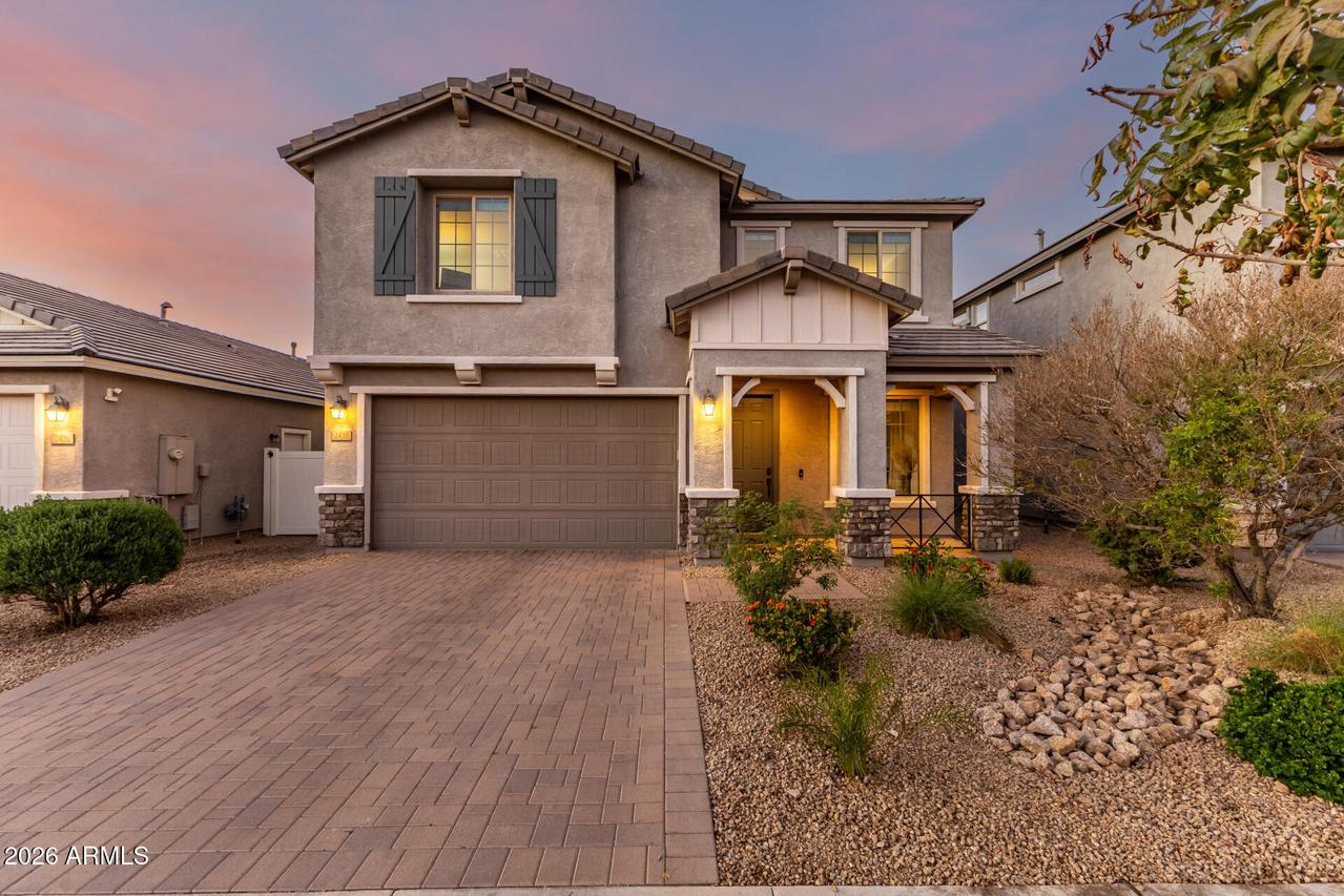 2430 E Saint Anne Ave., Phoenix, AZ 85042