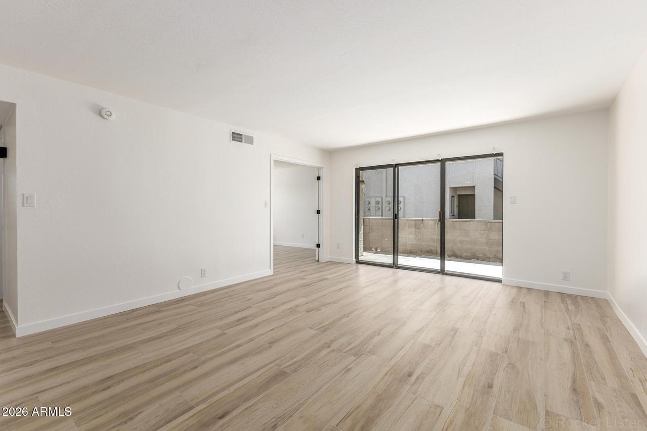 6480 N 82nd St. #1110, Scottsdale, AZ 85250