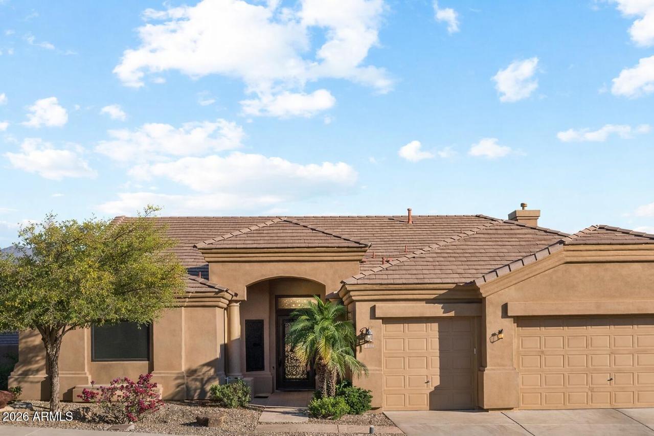 433 W Desert Flower Ln., Phoenix, AZ 85045