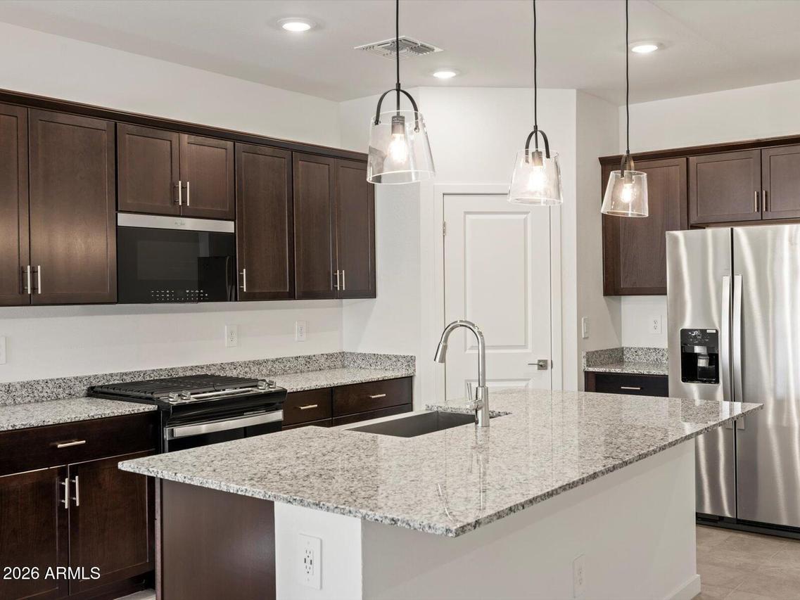 4199 W Erik Ln., San Tan Valley, AZ 85144