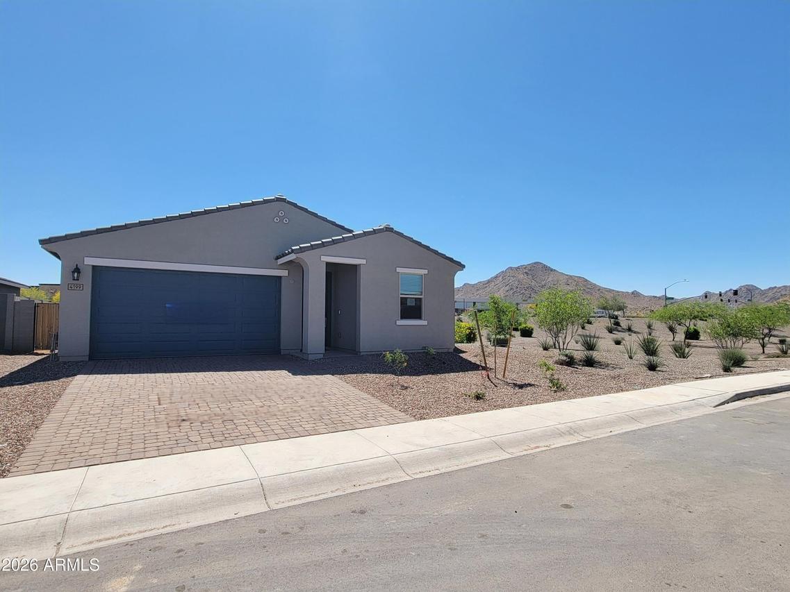4199 W Erik Ln., San Tan Valley, AZ 85144