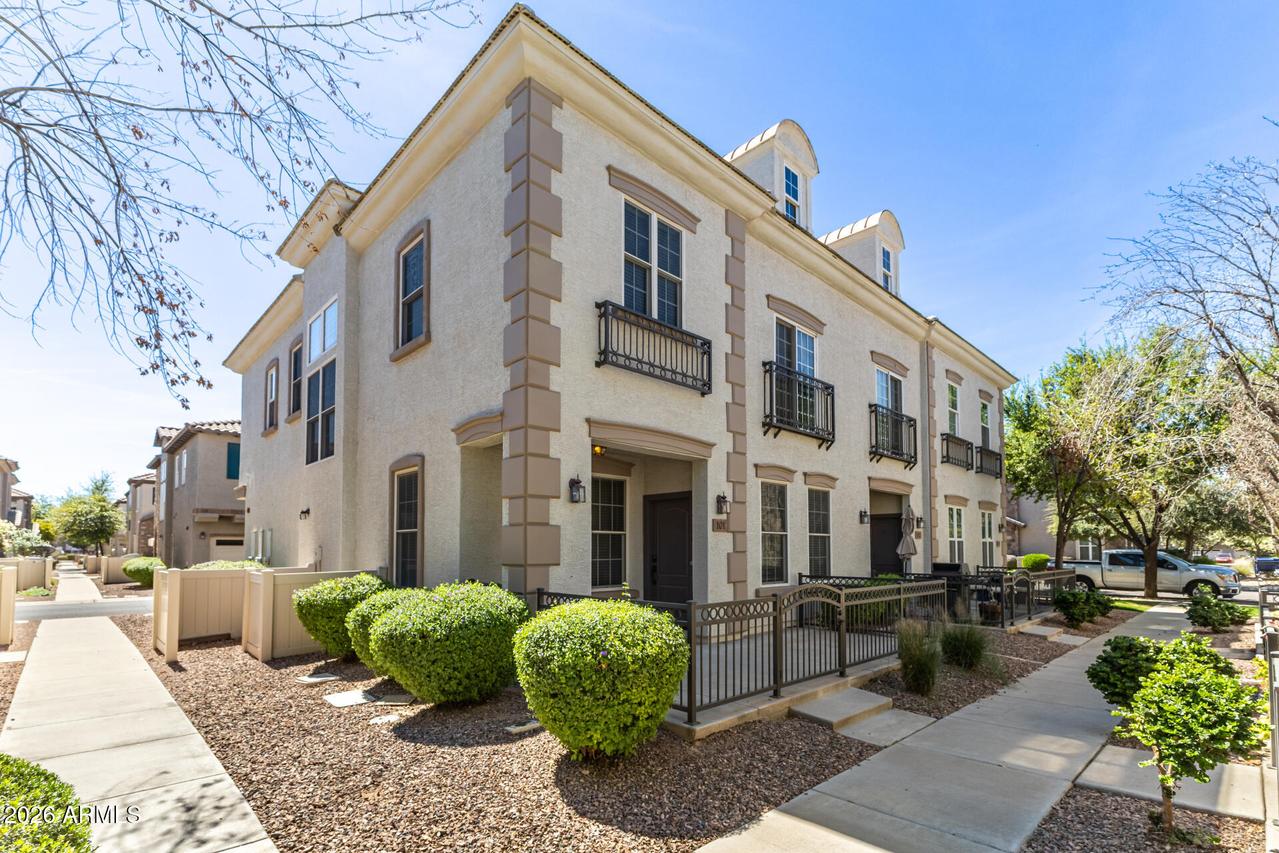 4750 E Thunderheart Tr. #101, Gilbert, AZ 85297